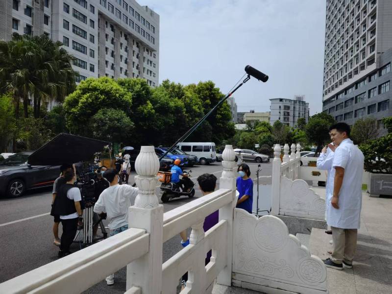 綦江区广告片拍摄公司低成本实现高规格制作的诀窍